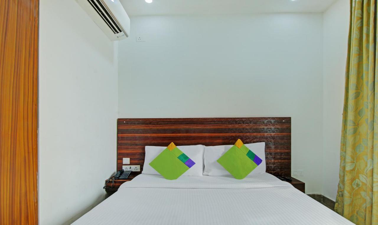 Itsy Hotels Nyra غورغاون المظهر الخارجي الصورة