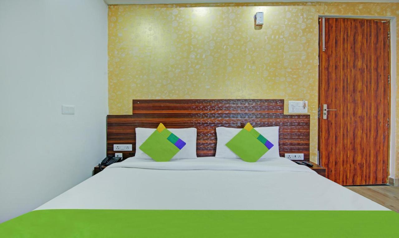 Itsy Hotels Nyra غورغاون المظهر الخارجي الصورة